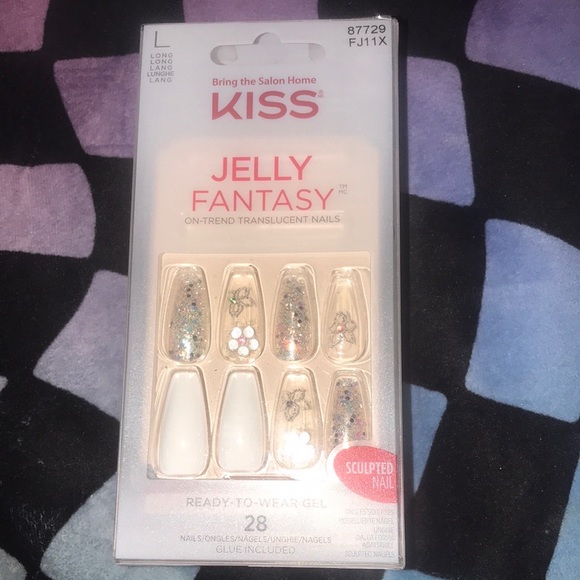 β¨πKiss Jelly Fantasy White Flower Nailsπ
π»β¨ - Picture 12 of 13
